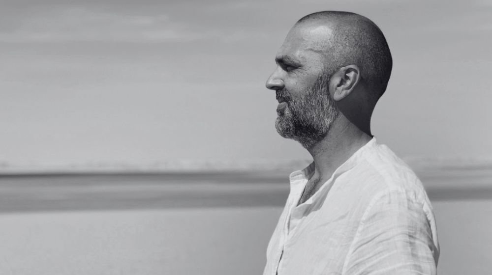 Portrait de Ghislain Pluyaut, de profil