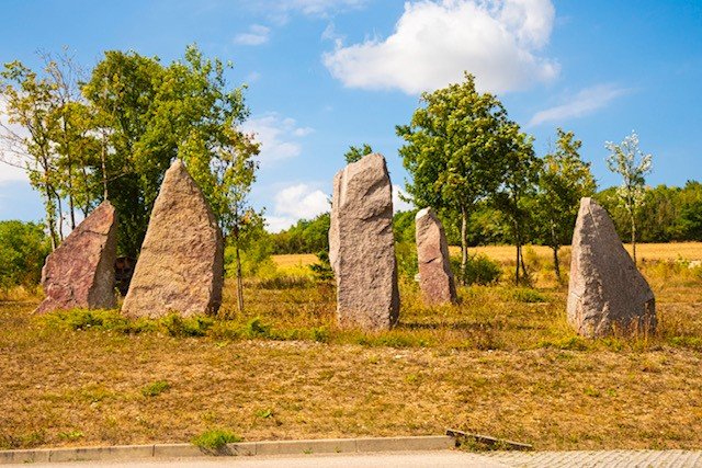 Terrain — menhir